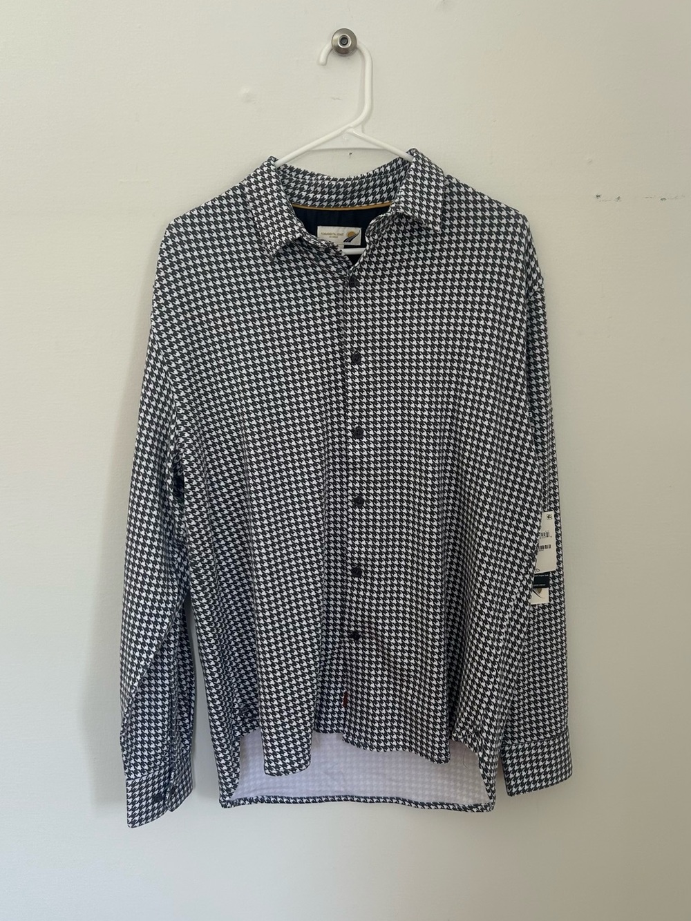 Black & White Houndstooth Button-Up Shirt